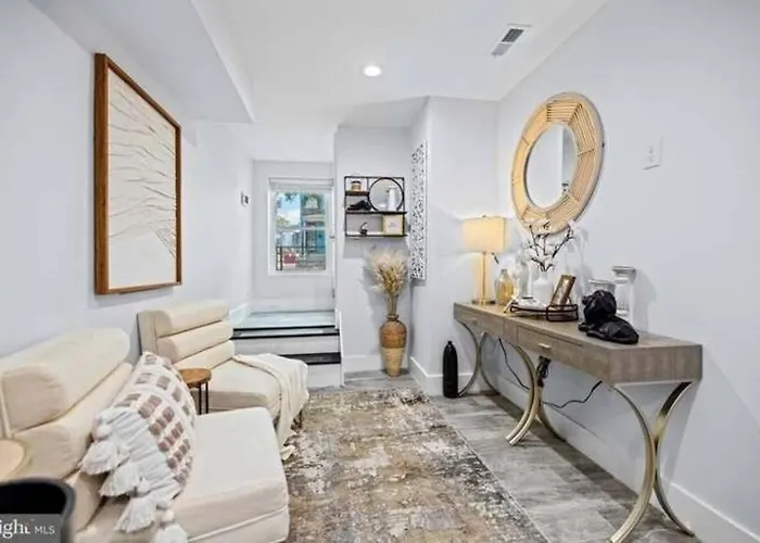 Beautiful 2 Bedroom Apt On Morton St Nw
